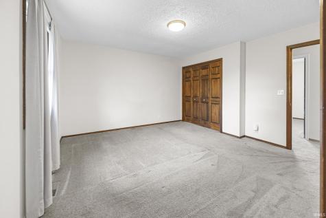 6353 W Old Road 64 Huntingburg IN 47542
