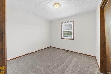 6353 W Old Road 64 Huntingburg IN 47542