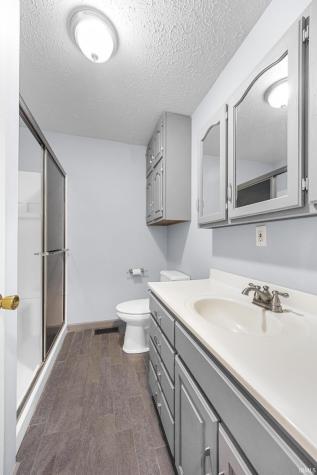6353 W Old Road 64 Huntingburg IN 47542
