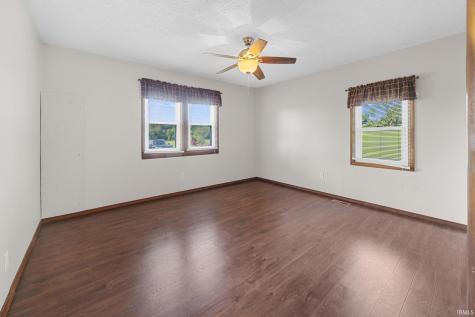 6353 W Old Road 64 Huntingburg IN 47542