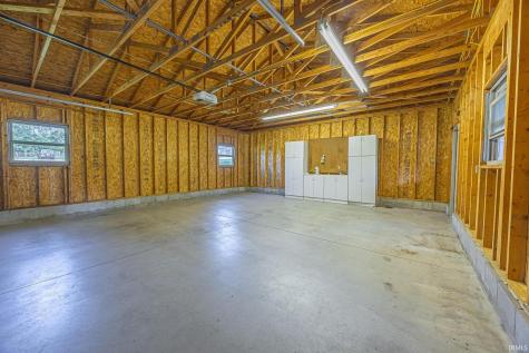6353 W Old Road 64 Huntingburg IN 47542