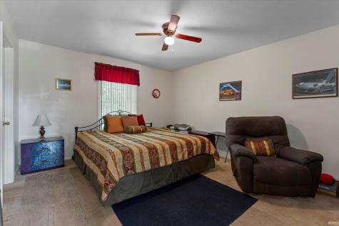 52860 Hollow Trail South Bend IN 46628