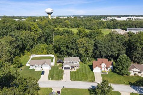 52860 Hollow Trail South Bend IN 46628