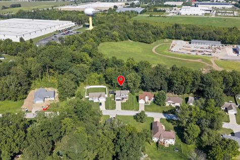52860 Hollow Trail South Bend IN 46628