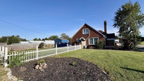 405 N Walnut Street Winslow IN 47598
