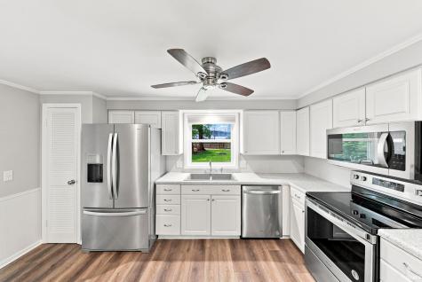 2015 Forest Valley Drive Fort Wayne IN 46815