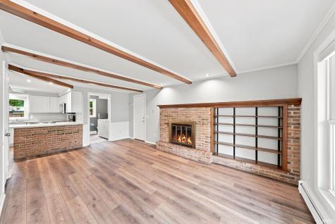 2015 Forest Valley Drive Fort Wayne IN 46815