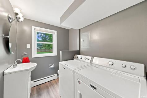 2015 Forest Valley Drive Fort Wayne IN 46815