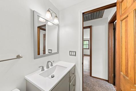 2015 Forest Valley Drive Fort Wayne IN 46815