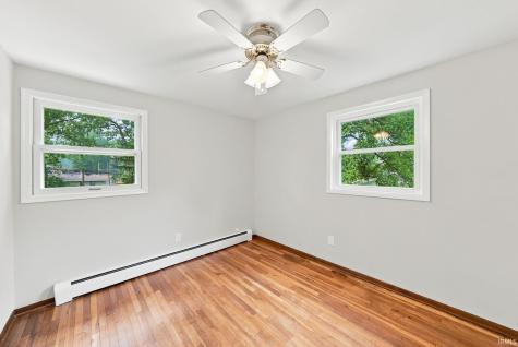 2015 Forest Valley Drive Fort Wayne IN 46815