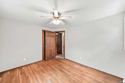 2015 Forest Valley Drive Fort Wayne IN 46815