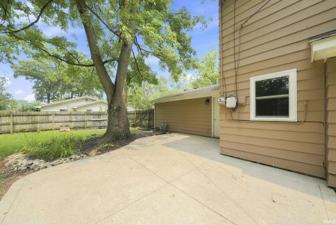 2015 Forest Valley Drive Fort Wayne IN 46815