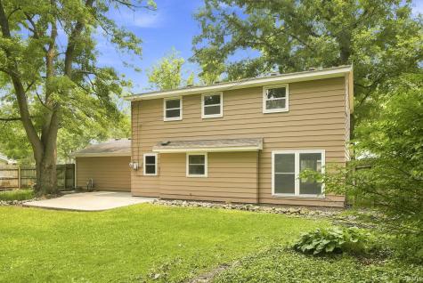 2015 Forest Valley Drive Fort Wayne IN 46815