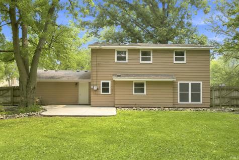 2015 Forest Valley Drive Fort Wayne IN 46815