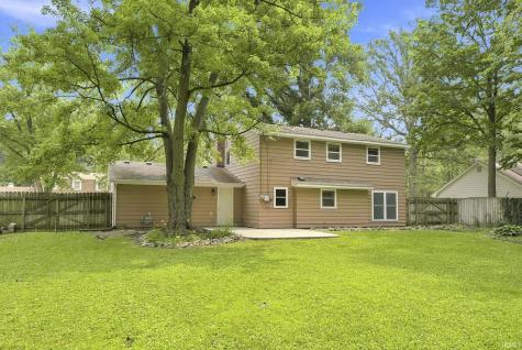 2015 Forest Valley Drive Fort Wayne IN 46815