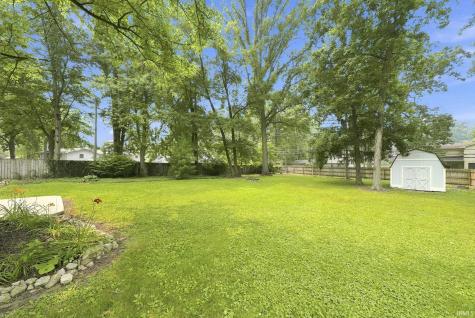 2015 Forest Valley Drive Fort Wayne IN 46815