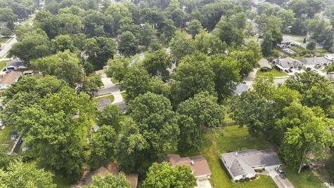 2015 Forest Valley Drive Fort Wayne IN 46815