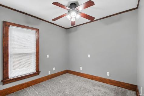 328 Parkovash Avenue South Bend IN 46617