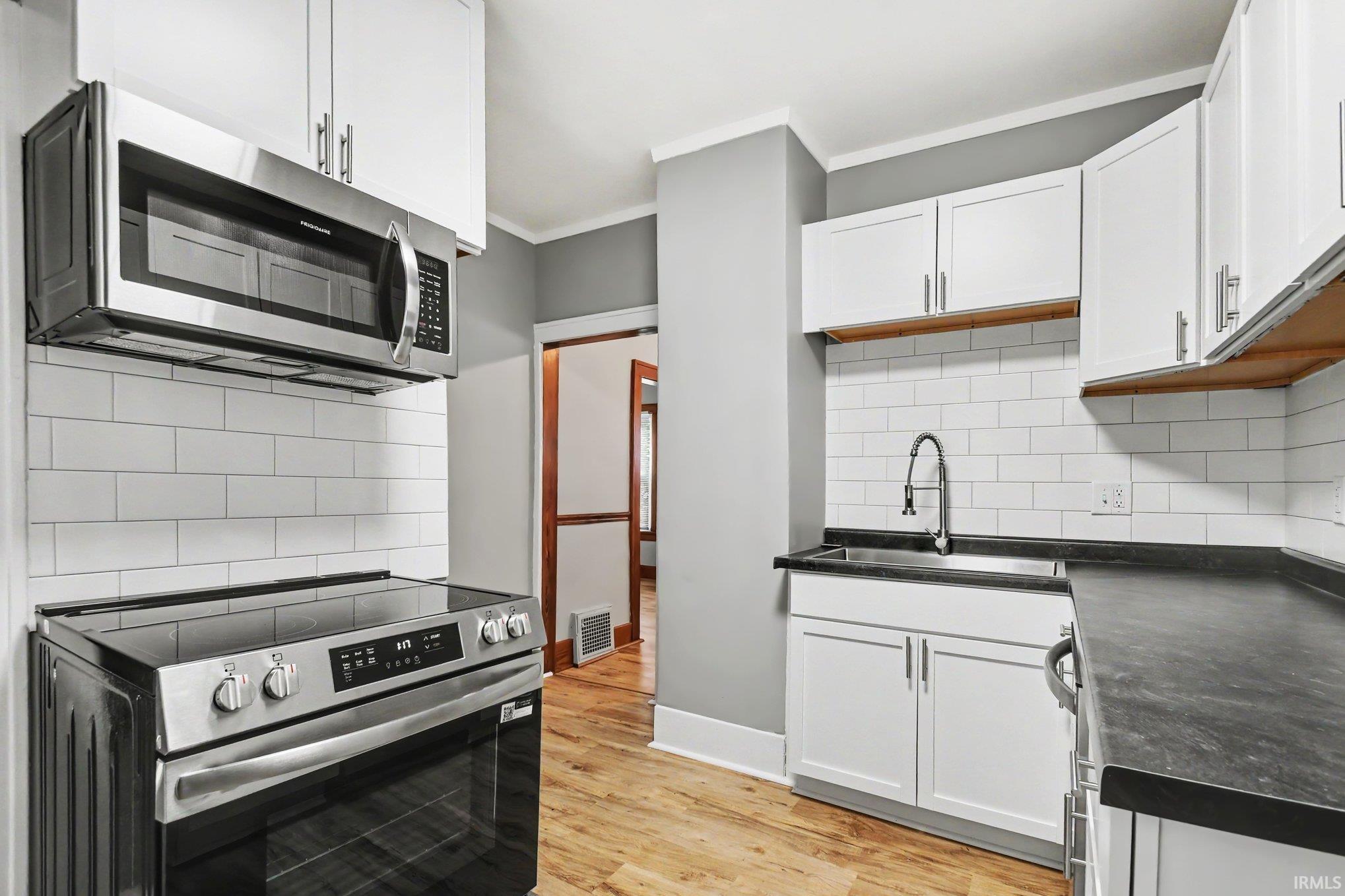 328 Parkovash Avenue South Bend IN 46617