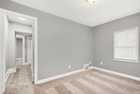 328 Parkovash Avenue South Bend IN 46617