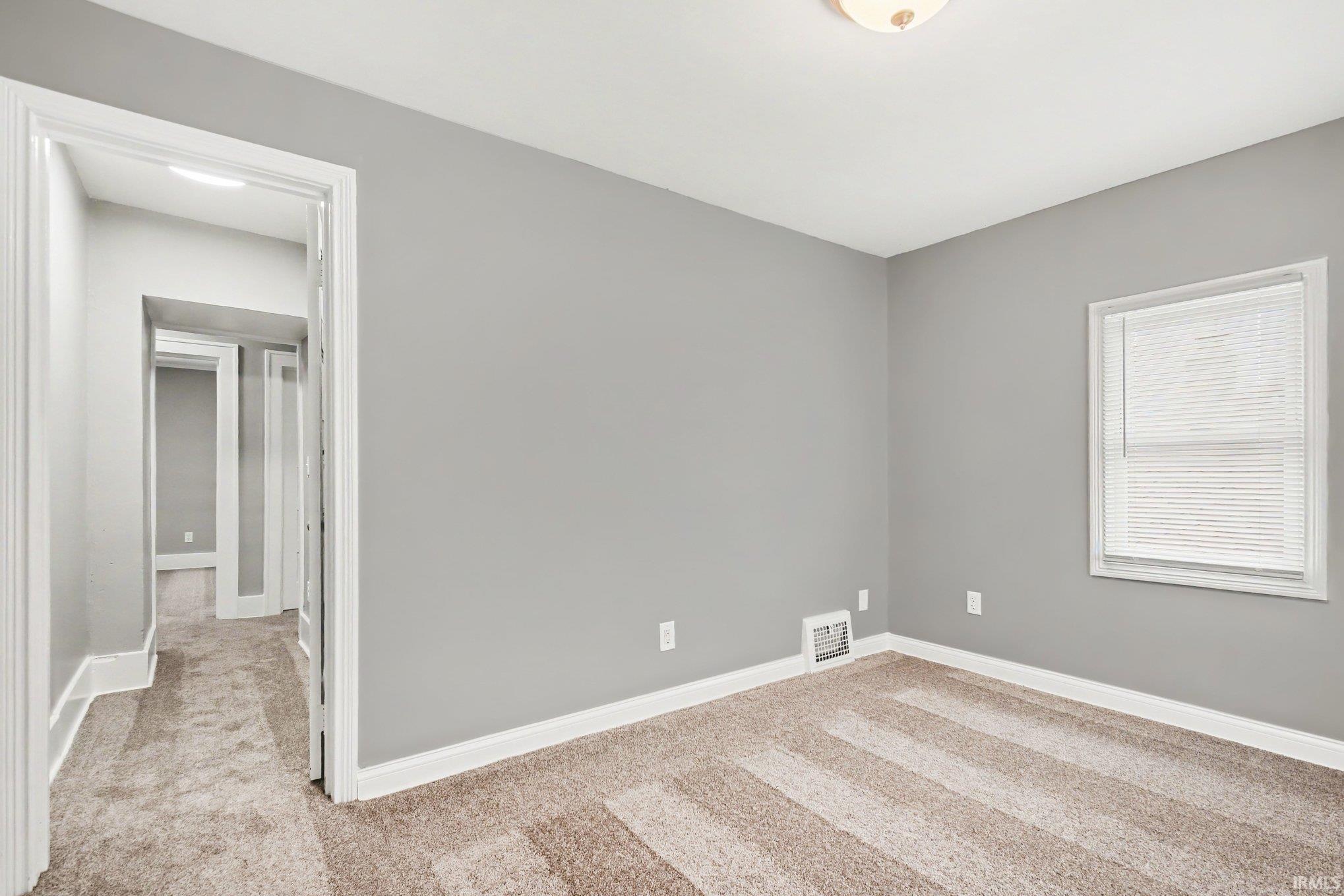 328 Parkovash Avenue South Bend IN 46617