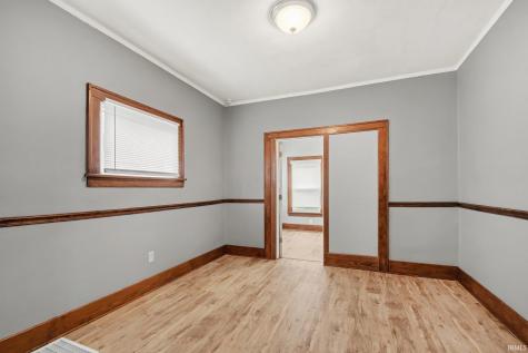 328 Parkovash Avenue South Bend IN 46617