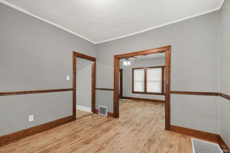 328 Parkovash Avenue South Bend IN 46617