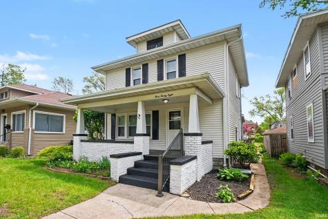 328 Parkovash Avenue South Bend IN 46617