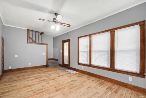 328 Parkovash Avenue South Bend IN 46617
