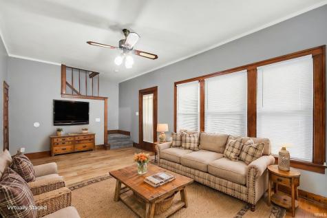 328 Parkovash Avenue South Bend IN 46617