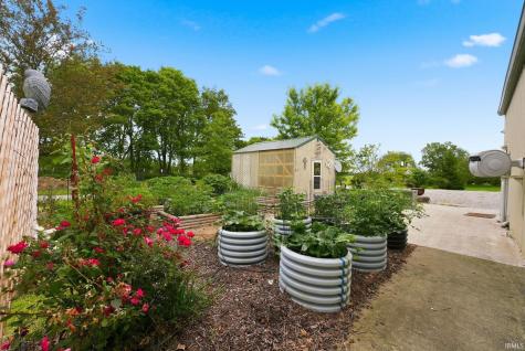 2238 E St Rd 14 Road Silver Lake IN 46982