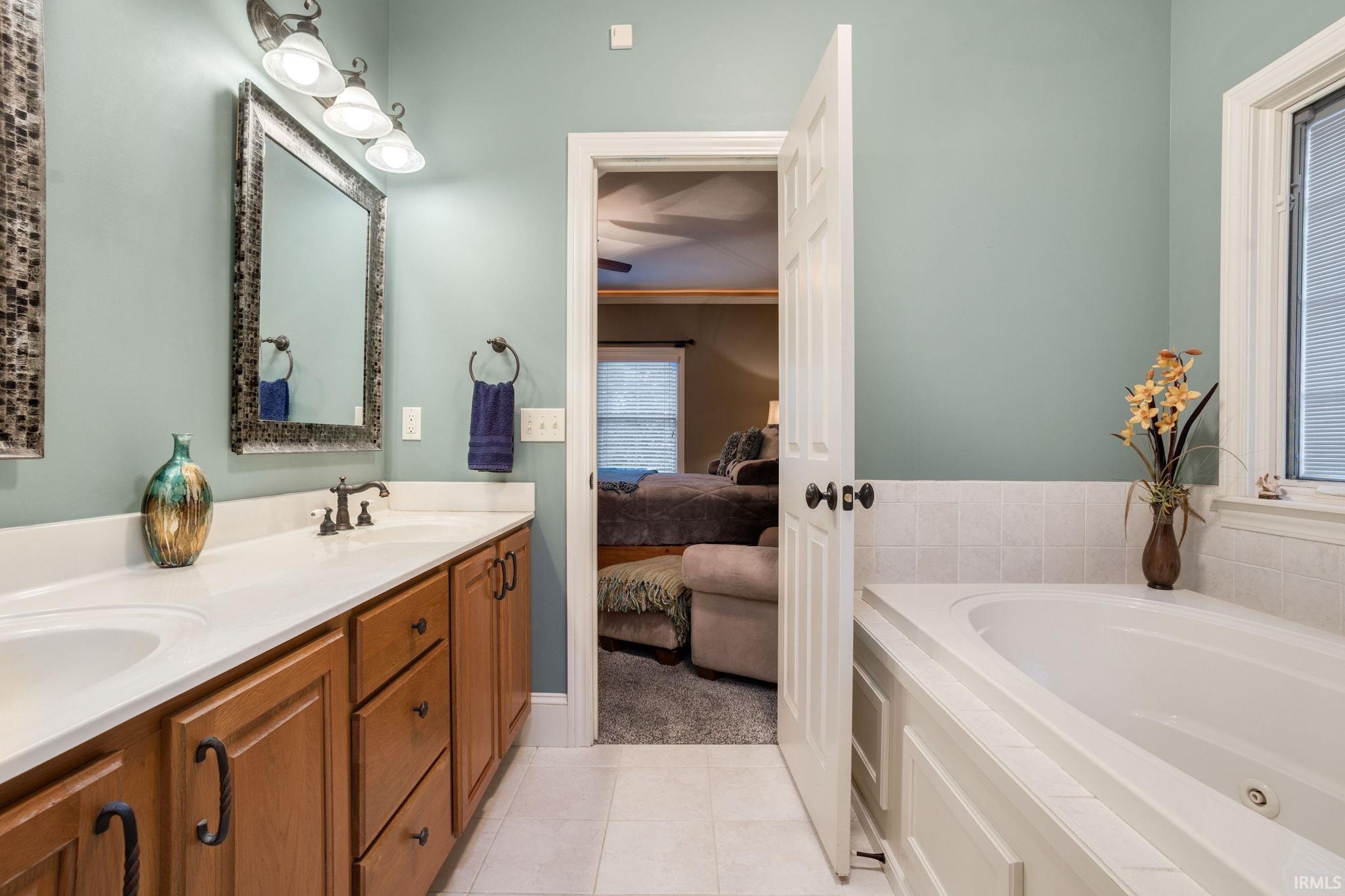 51265 Enchanted Oak Court South Bend IN 46628