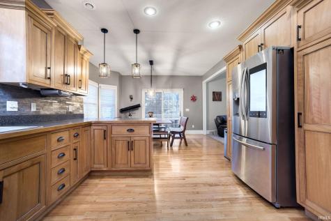 51265 Enchanted Oak Court South Bend IN 46628