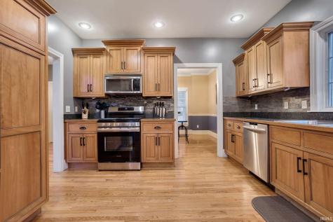 51265 Enchanted Oak Court South Bend IN 46628