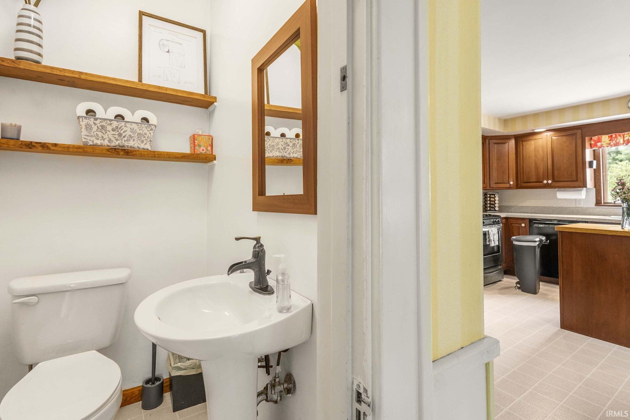 167 Manor Avenue Elkhart IN 46516