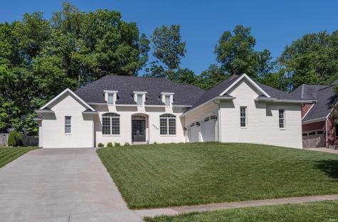 2820 S Dale Court Bloomington IN 47401