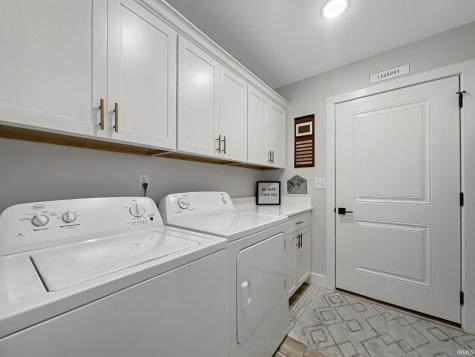 4300 Chaska Drive Evansville IN 47725