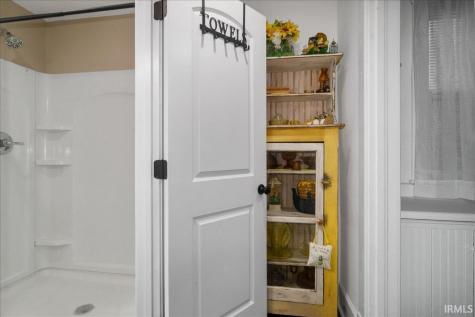 108 S Church Street Owensville IN 47665