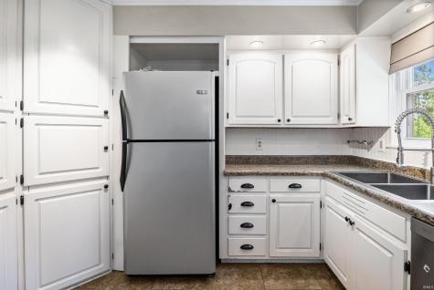 202 Blueberry Lane West Lafayette IN 47906