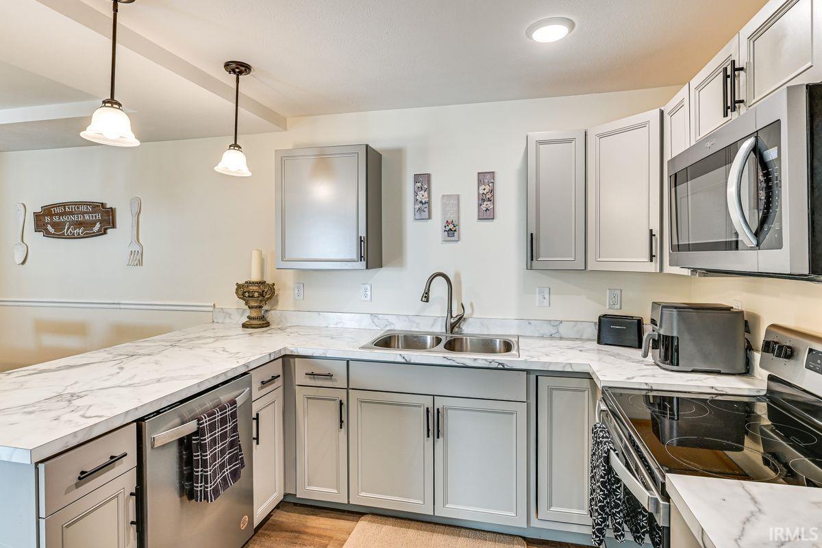 641 E Dragoon Trail Mishawaka IN 46545