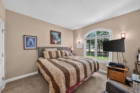 30460 Copperfield Cove Granger IN 46530