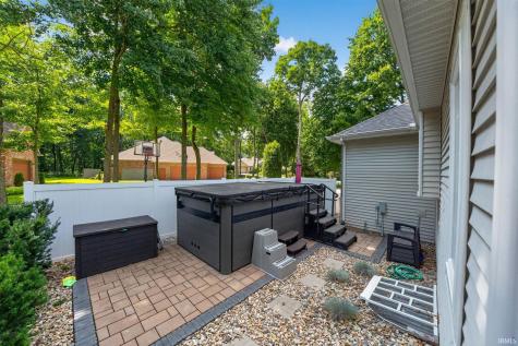 30460 Copperfield Cove Granger IN 46530