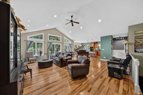 30460 Copperfield Cove Granger IN 46530