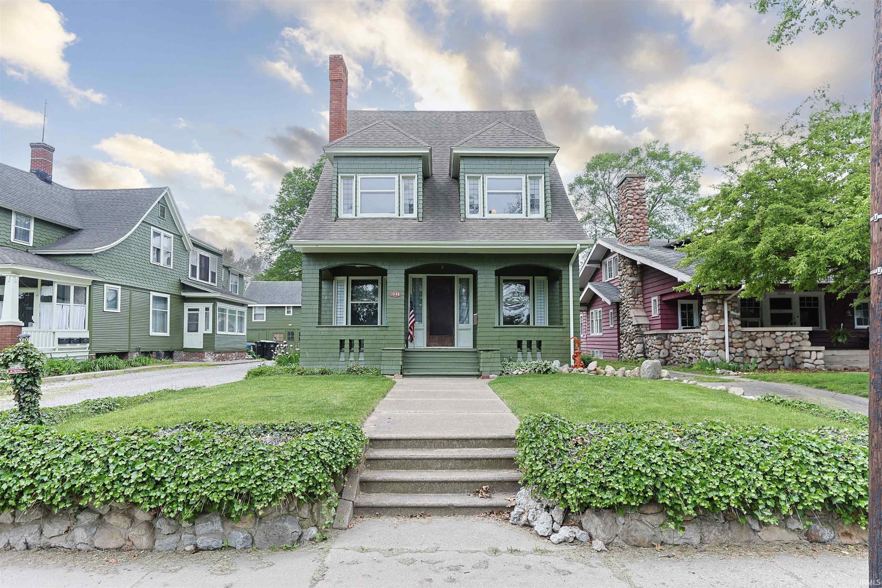 1232 E Lincoln Way South Bend IN 46601