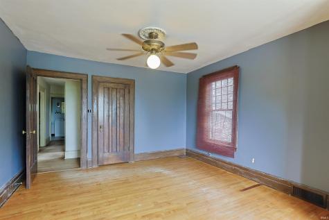 1232 E Lincoln Way South Bend IN 46601