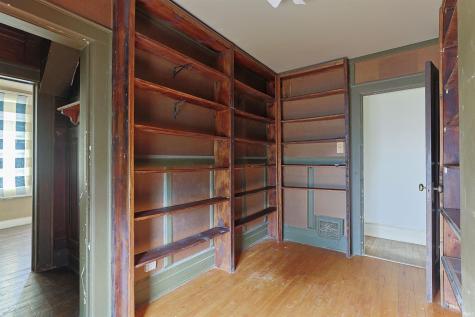 1232 E Lincoln Way South Bend IN 46601