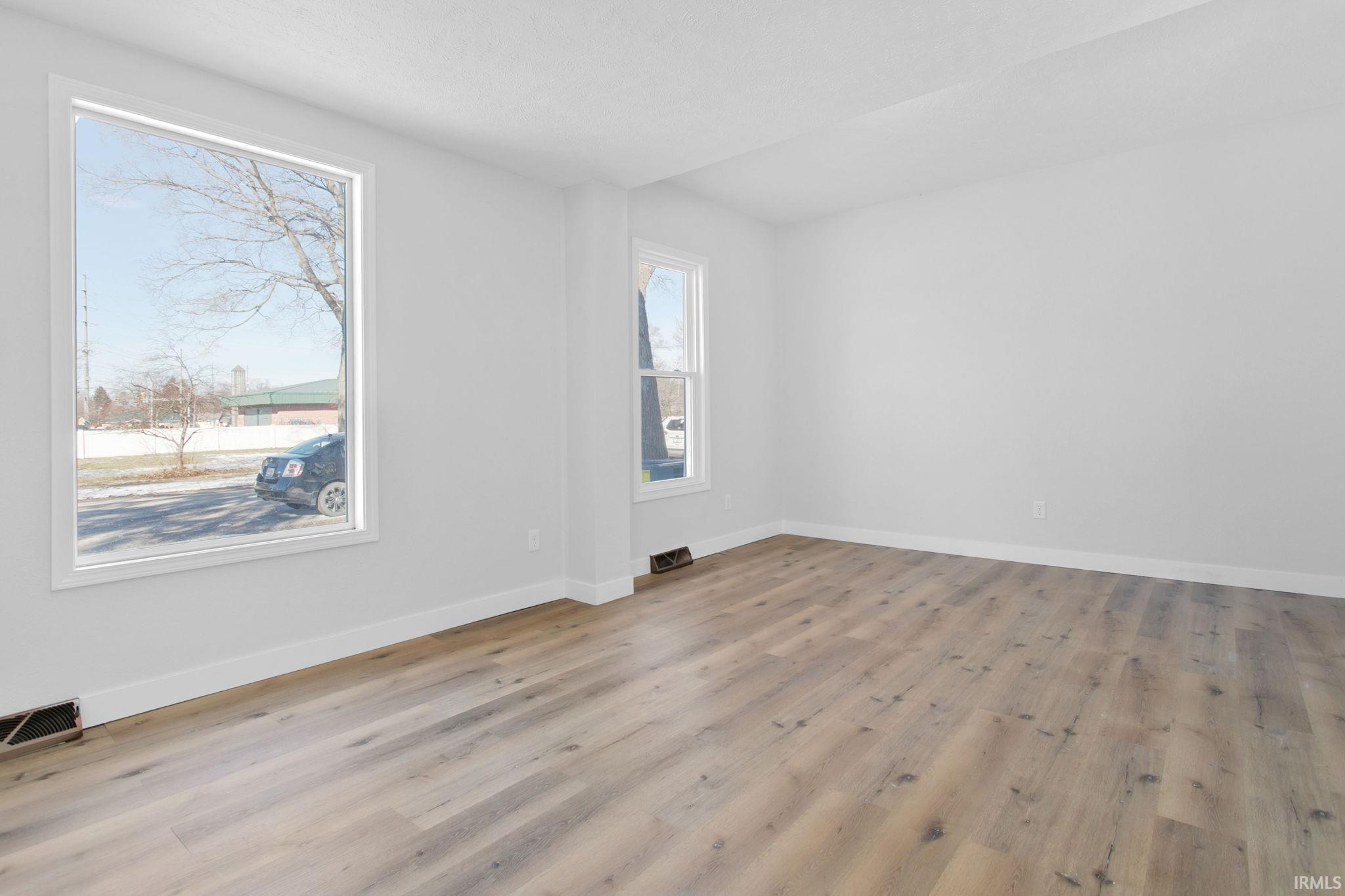 903 Mcpherson Street Elkhart IN 46514
