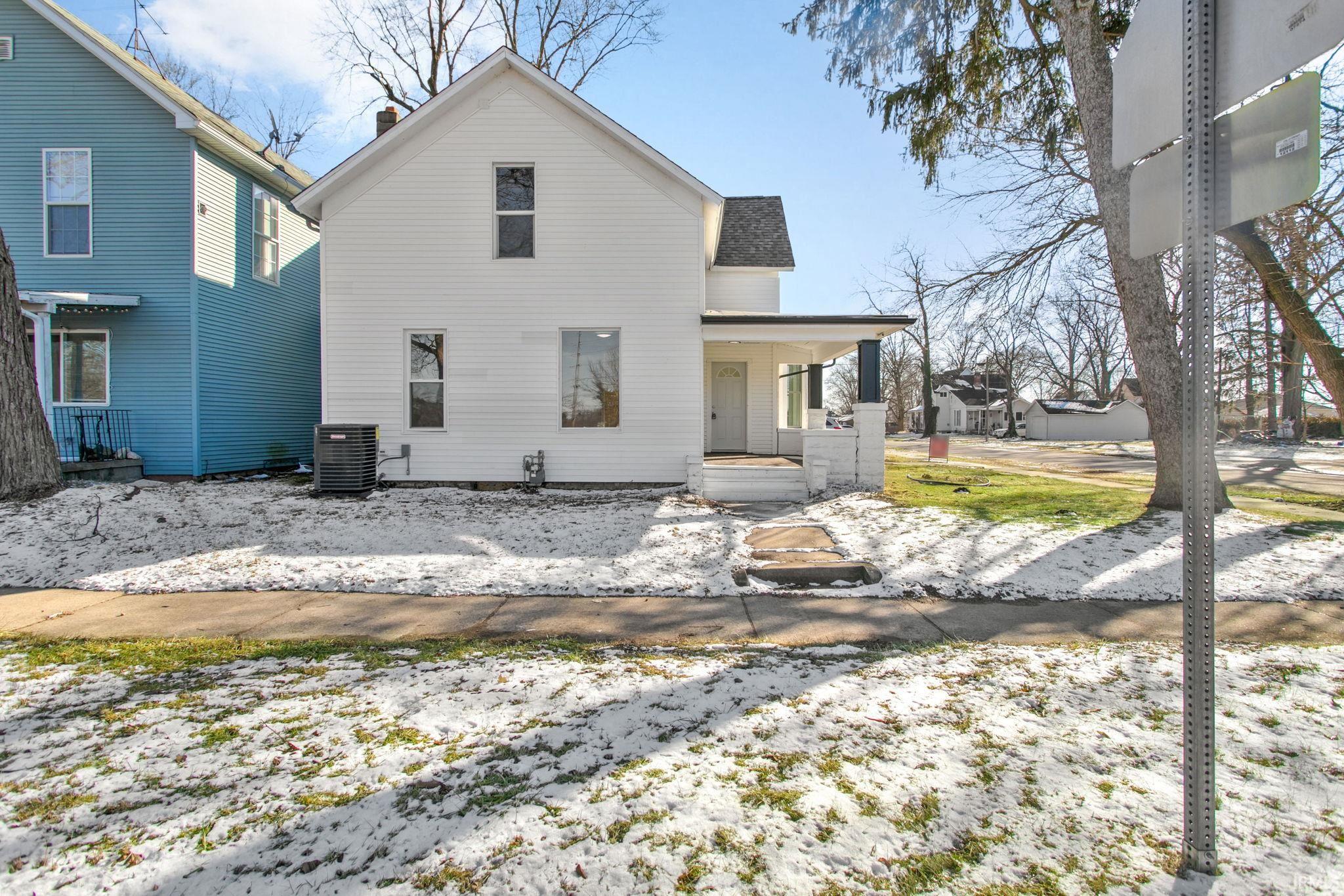 903 Mcpherson Street Elkhart IN 46514