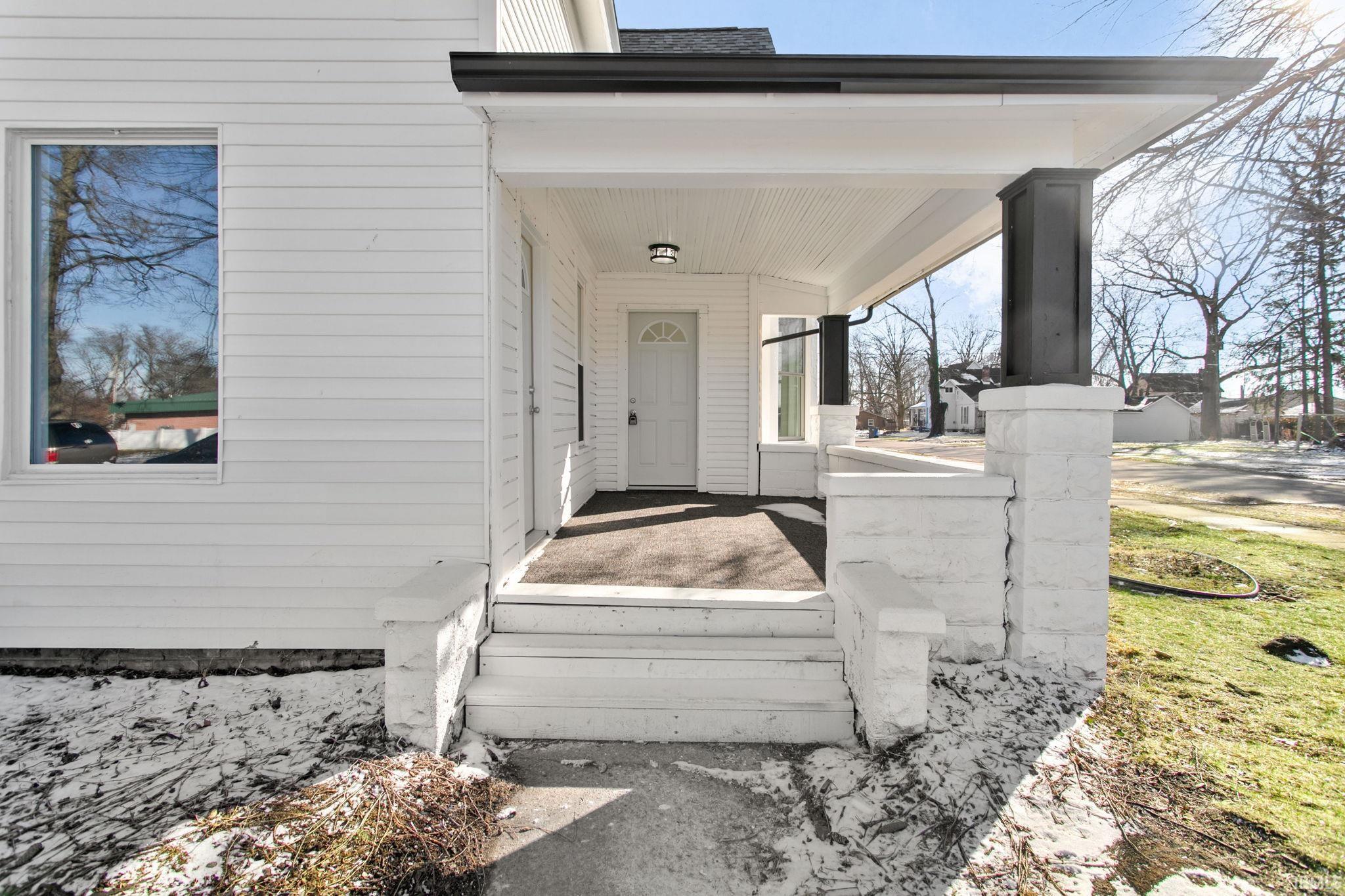 903 Mcpherson Street Elkhart IN 46514