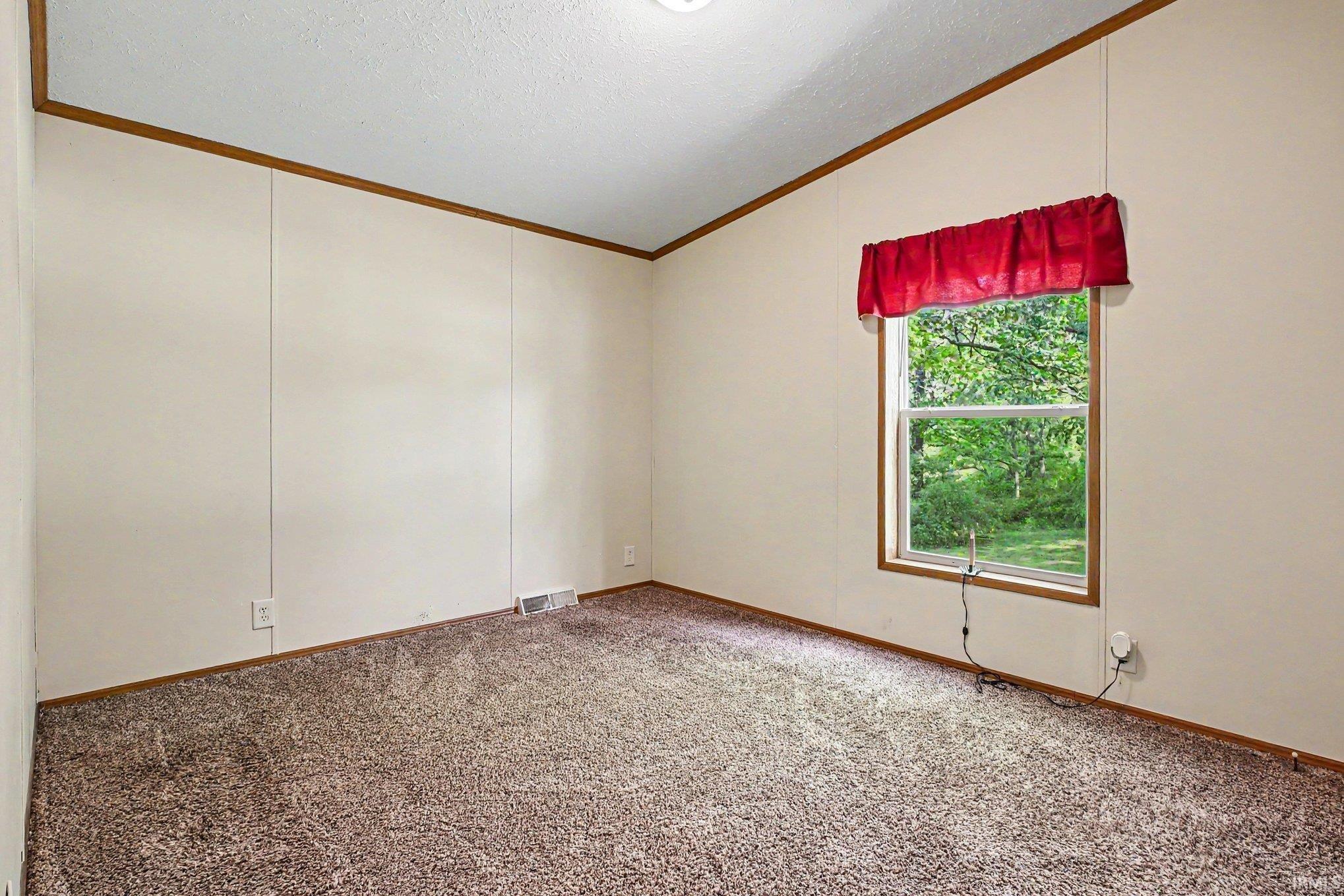 5200 W Lakeview Park Drive Warsaw IN 46580